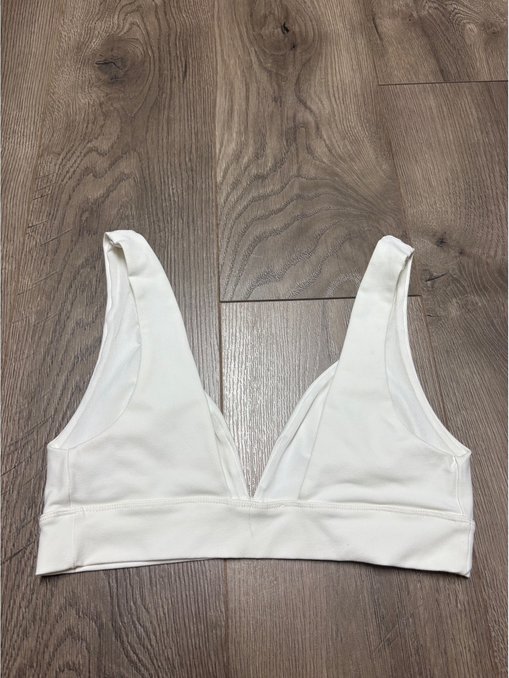 Intimately white plunge bralette medium